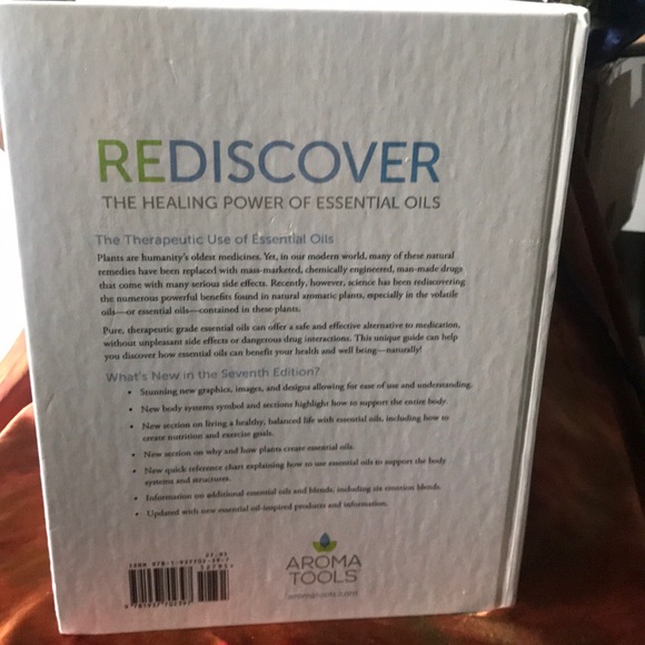 Modern Essentials Book - Picture 2 of 2